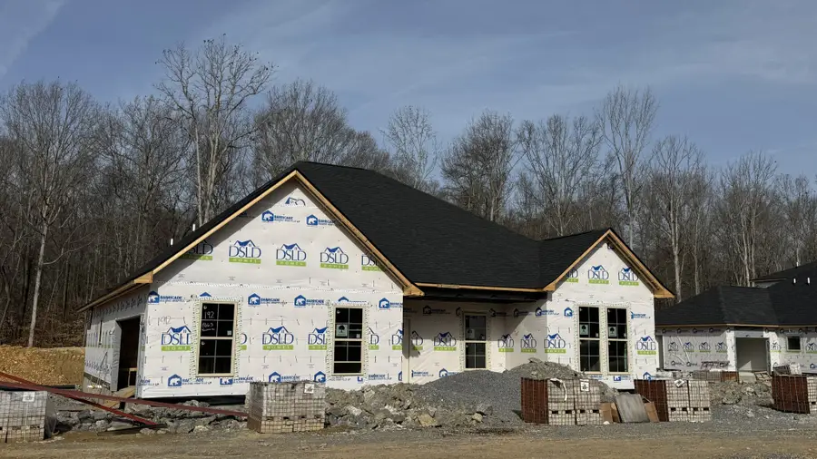 8663 Turnbull Dr, Pleasant View, TN 37146 - #2