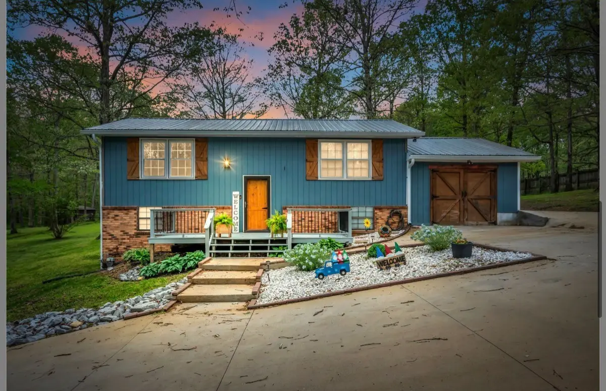 1051 Twin Pine Rd, Dickson, TN 37055 - #1