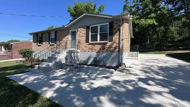 222 Ash Dr, Franklin, TN 37064 - #1