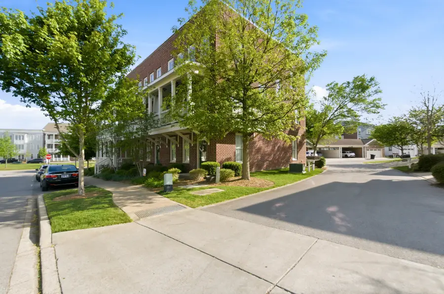 419 Henry Russell St, Franklin, TN 37064 - #3