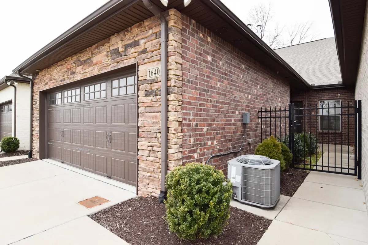 1640 Foston Ln, Gallatin, TN 37066 - #1