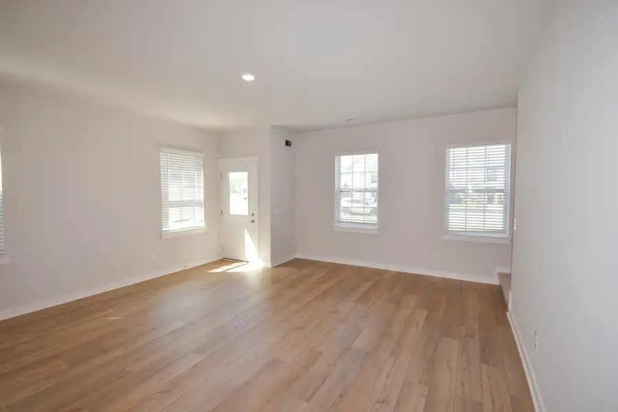 2279 Hospitality Ln, Murfreesboro, TN 37128 - #2