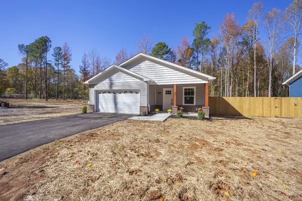 2127 N Royal St, Jackson, TN 38305