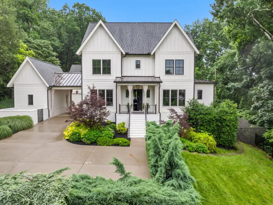 4527 Beacon Dr, Nashville, TN 37215 - #3