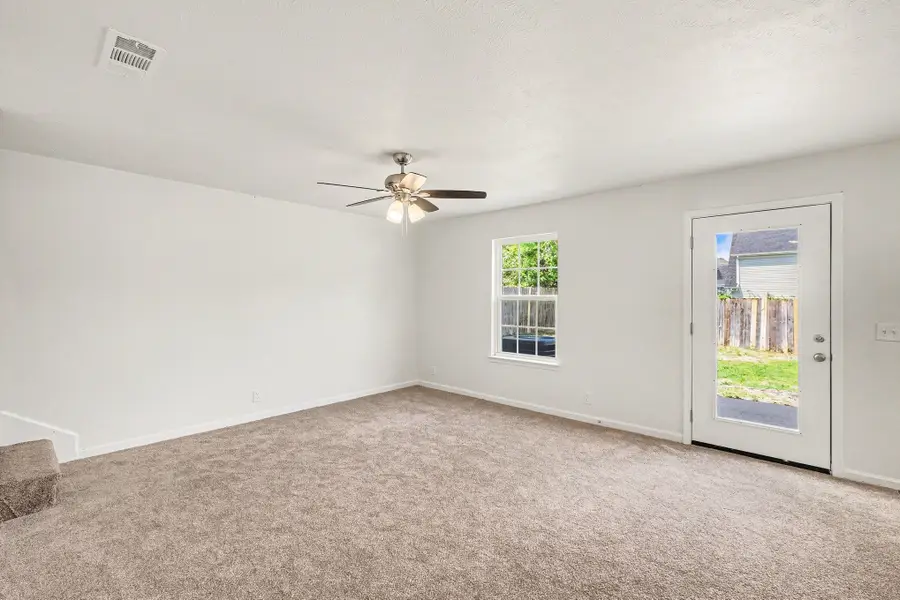 1300 E Nir Shreibman Blvd, La Vergne, TN 37086 - #3