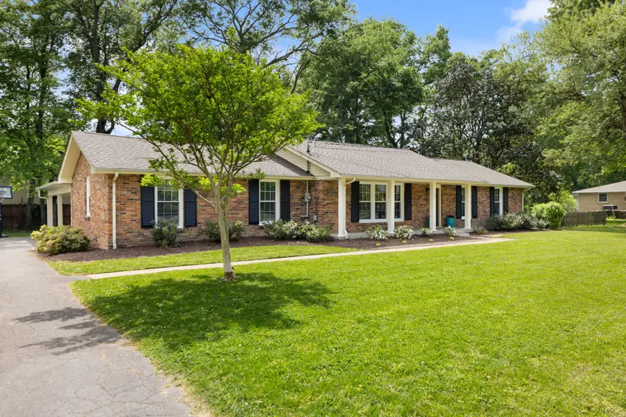 109 Pine Circle Dr, Franklin, TN 37069 - #3