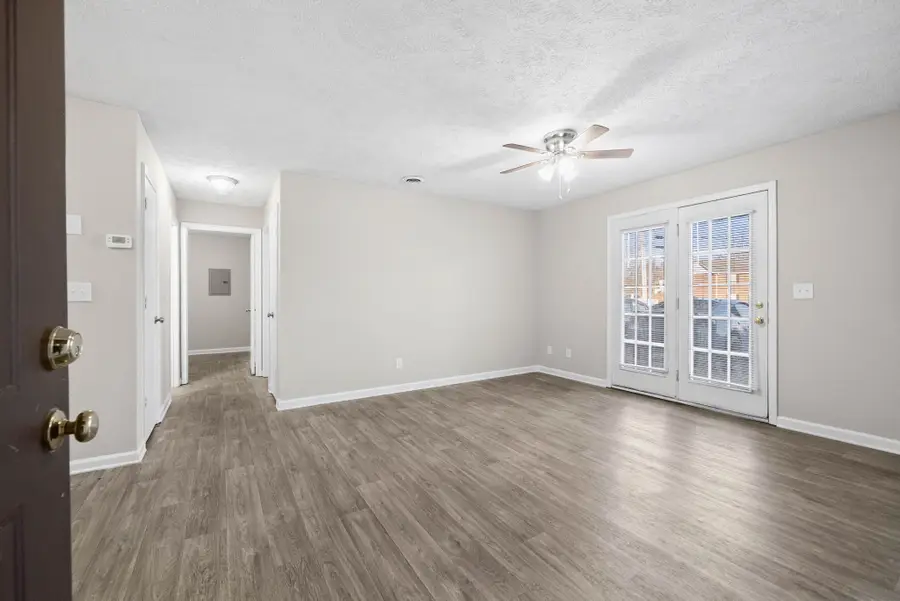 3239 Tower Dr, Clarksville, TN 37042 - #3