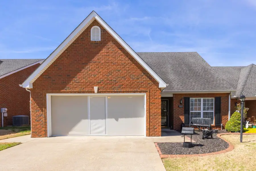 3323 Berryside Dr, Murfreesboro, TN 37128 - #3