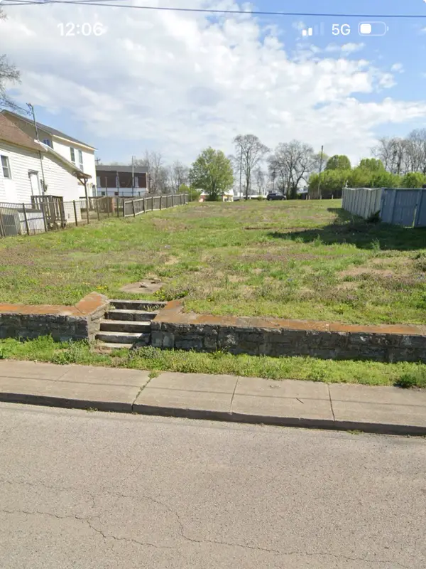 1712 12th Ave N, Nashville, TN 37208