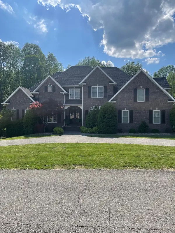 329 New Heritage Dr, Cookeville, TN 38506