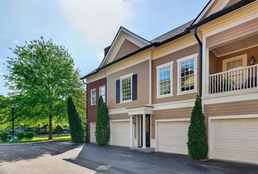 723 Grant Park Ct, Franklin, TN 37067 - #2