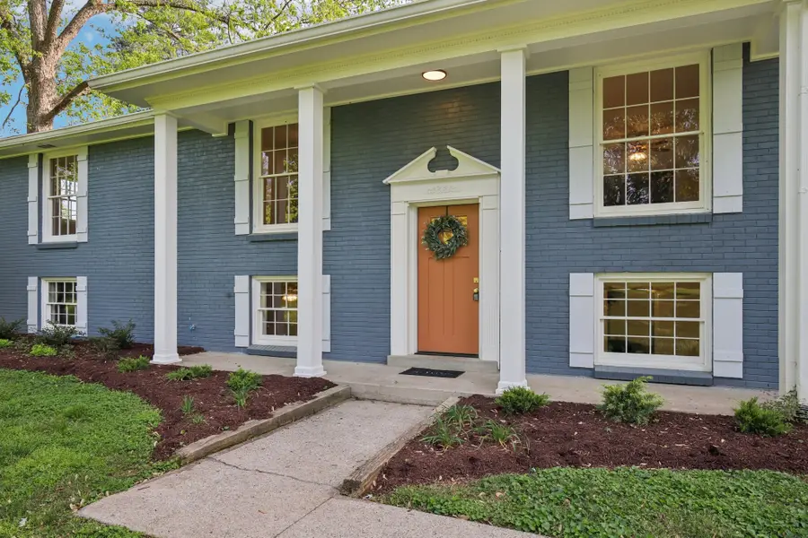 152 Lake Terrace Dr, Hendersonville, TN 37075 - #2