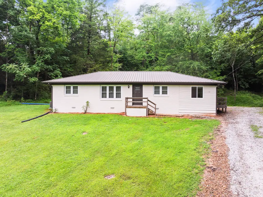 112 Sam Horner Ln, Decaturville, TN 38329 - #2