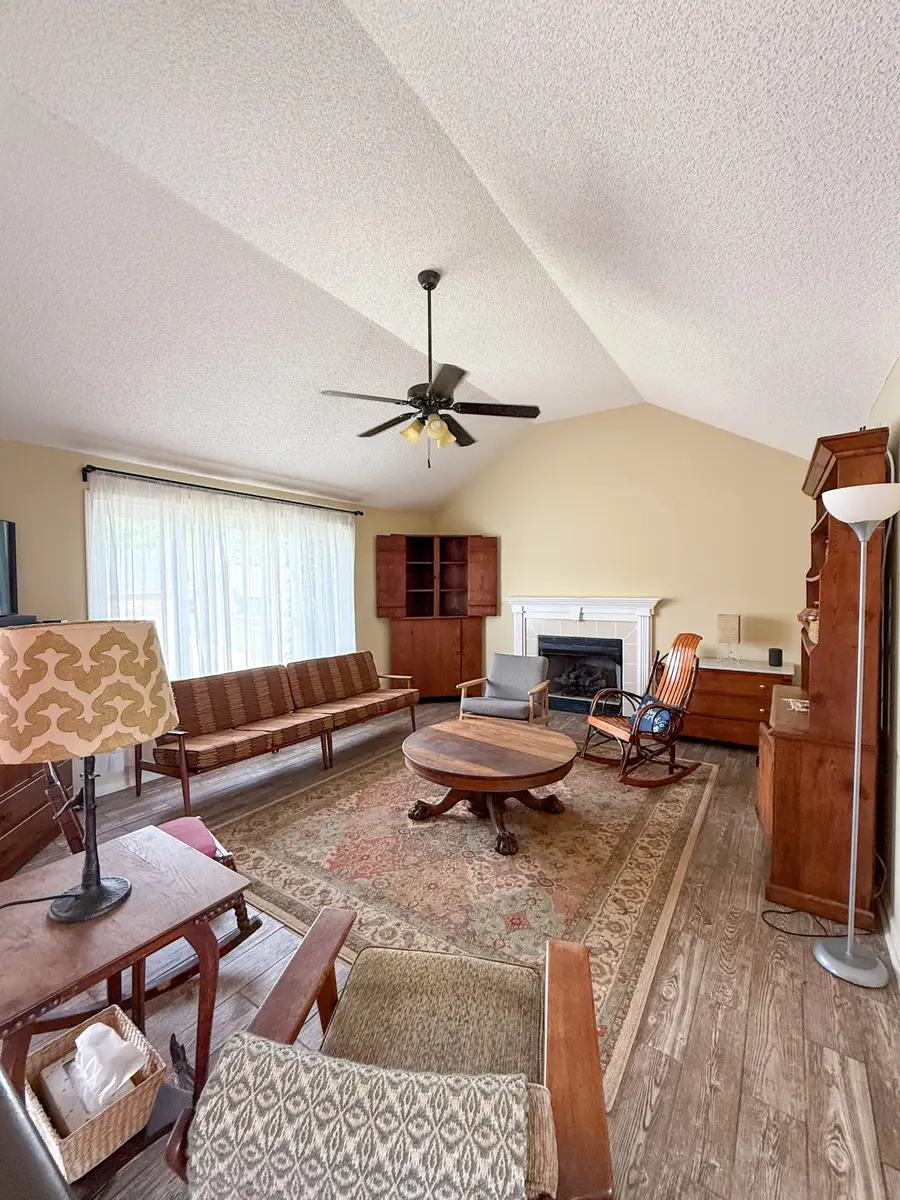 3418 Poplar Hl, Clarksville, TN 37043 - #3