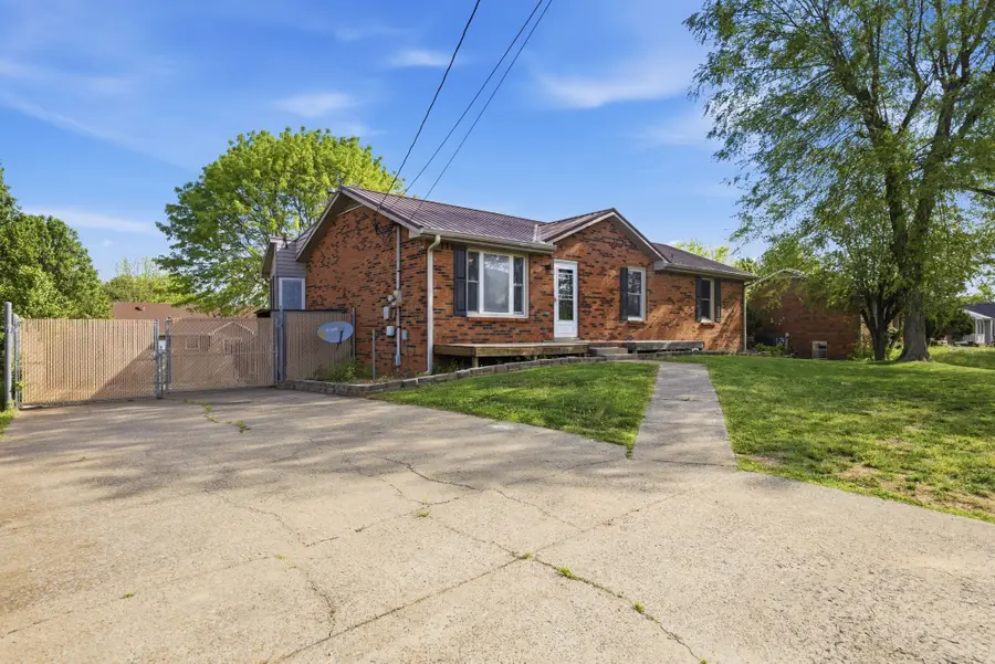 335 Cunningham Ln, Clarksville, TN 37042 - #3