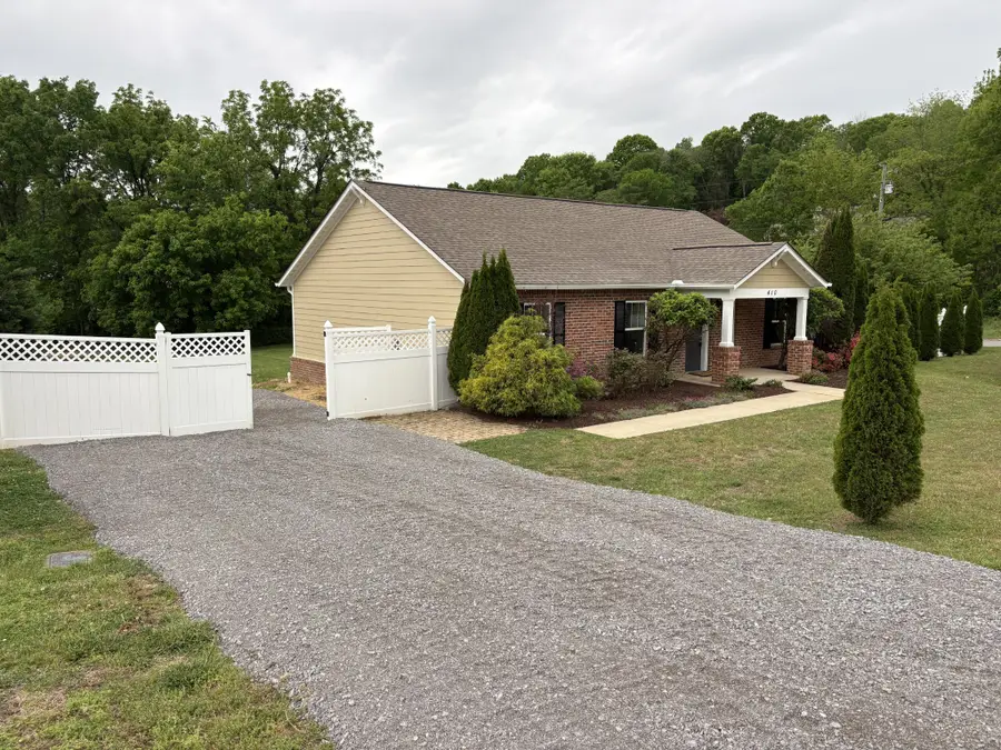 410 Alydar Dr, Watertown, TN 37184 - #2