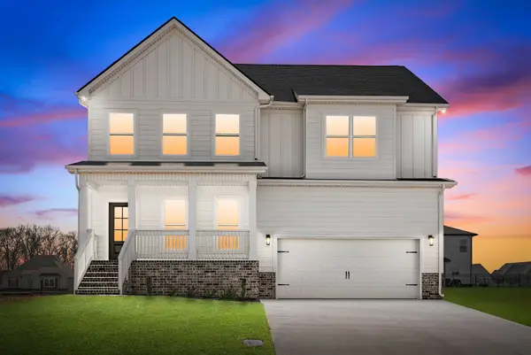 248 Bluebell Dr, Clarksville, TN 37043