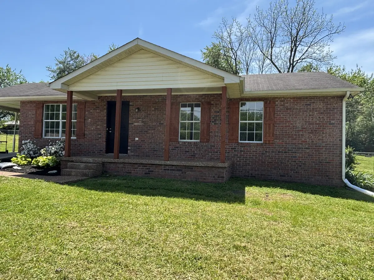 207 Juanita Ave, Gallatin, TN 37066 - #1