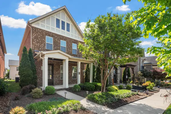 124 Ashcrest Pt, Hendersonville, TN 37075