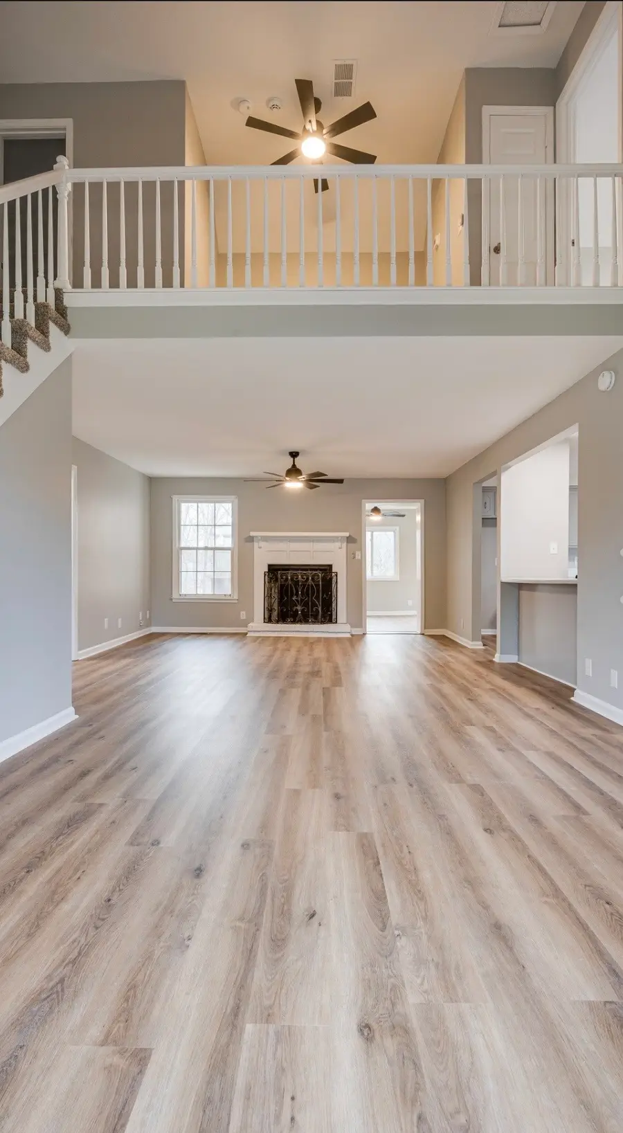 1020 Foxmoor Dr, Clarksville, TN 37042 - #2