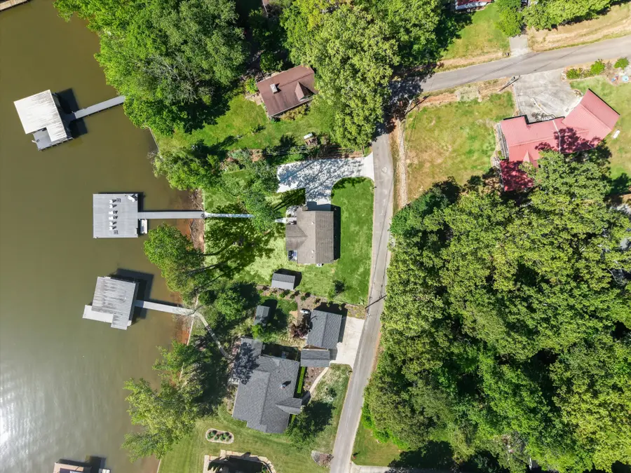 290 Elk River Shores Dr, Rogersville, AL 35652 - #2