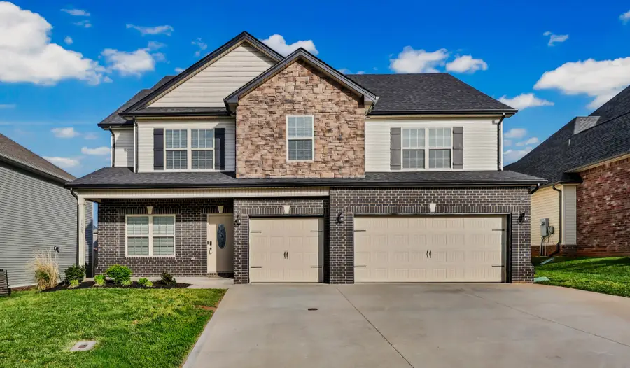 1529 Kestrel Dr, Clarksville, TN 37040 - #2