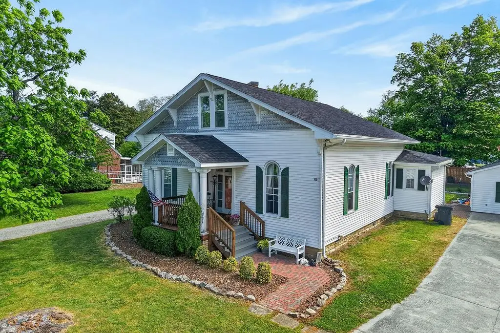 105 Roberts St, Livingston, TN 38570 - #1