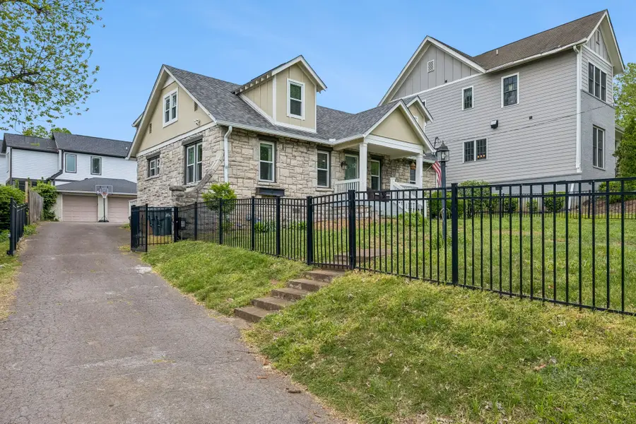 2518 Sharondale Dr, Nashville, TN 37215 - #2