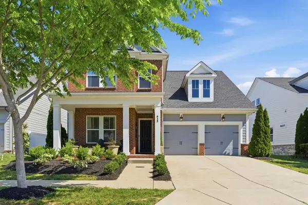 615 Penhurst Pl, Hendersonville, TN 37075