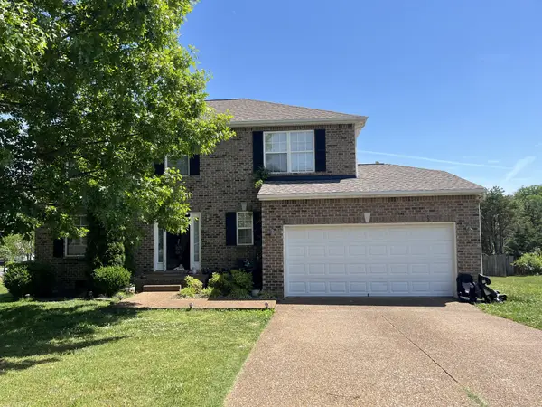 8008 Streamside Dr, Mount Juliet, TN 37122