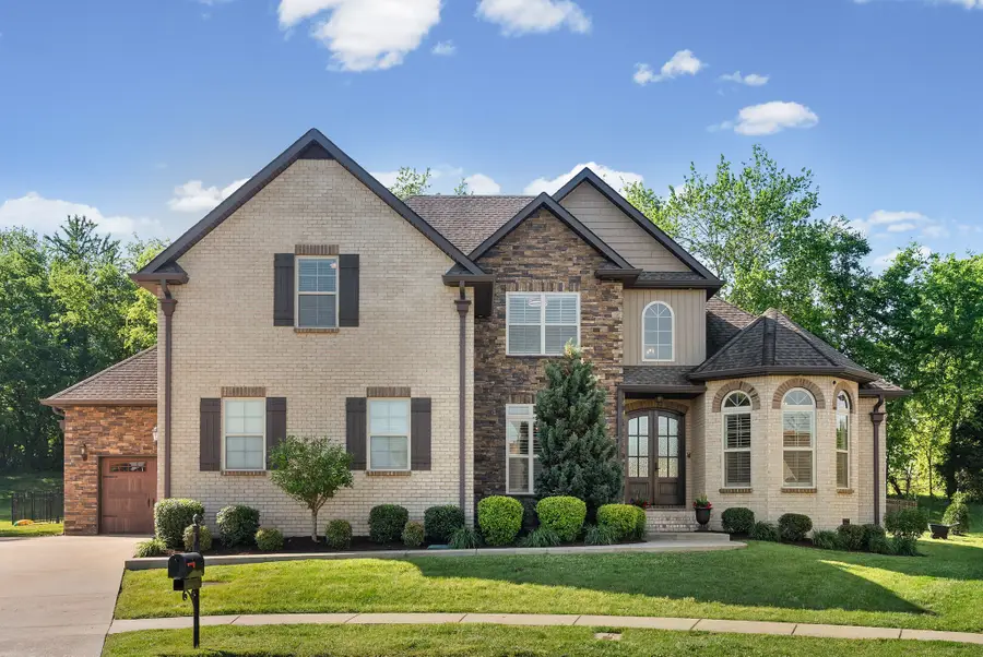 251 Harrowgate Dr, Clarksville, TN 37043 - #3