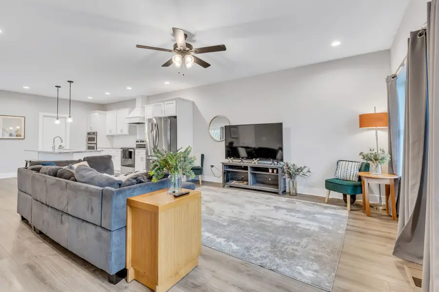 125 Lewis St, Nashville, TN 37210 - #2