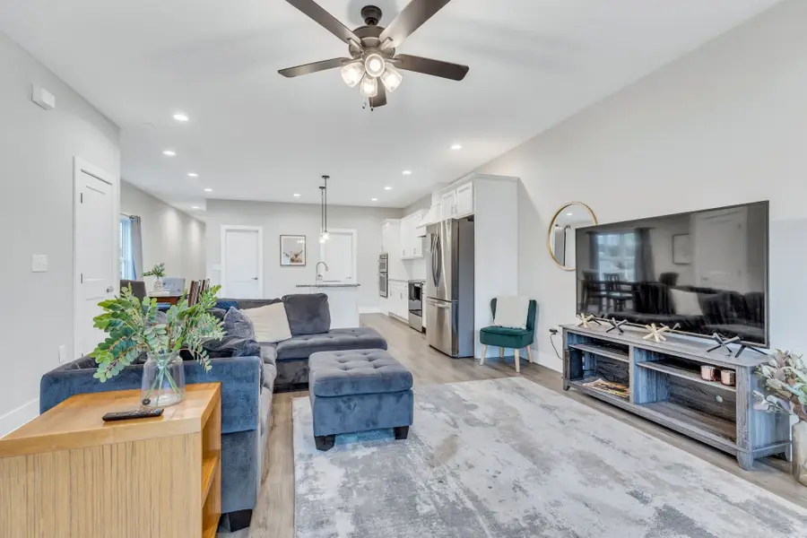 125 Lewis St, Nashville, TN 37210 - #3