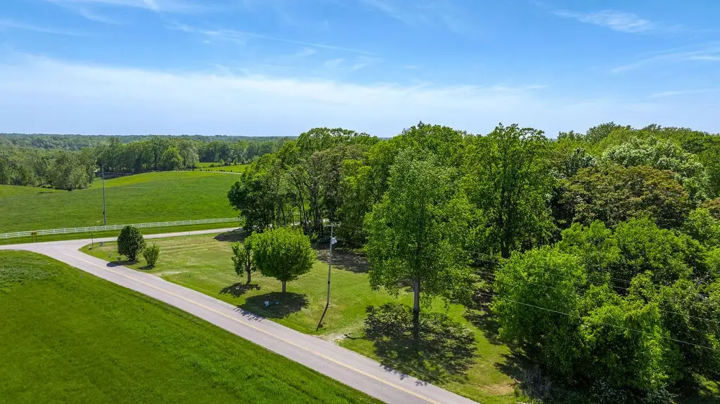 105 Riggs Rd, Portland, TN 37148 - #1