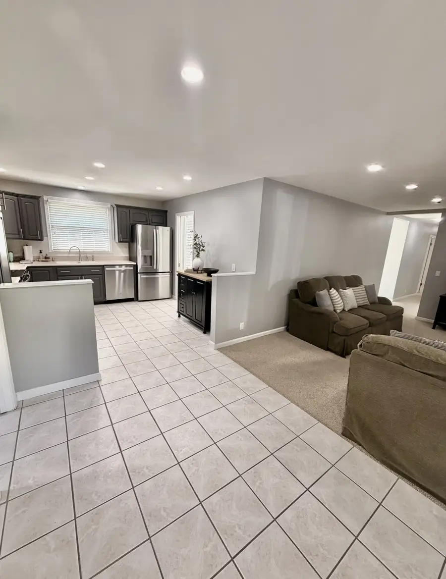 423 Walton Ferry Rd, Hendersonville, TN 37075 - #3