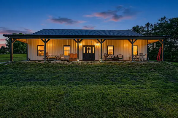 142 Mount Vernon Rd, Bethpage, TN 37022