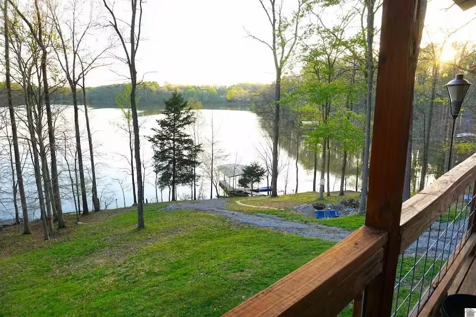 73 Shore Dr, Cadiz, KY 42211 - #1