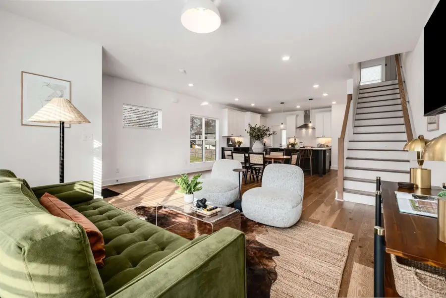 606B 41st Ave N, Nashville, TN 37209 - #3