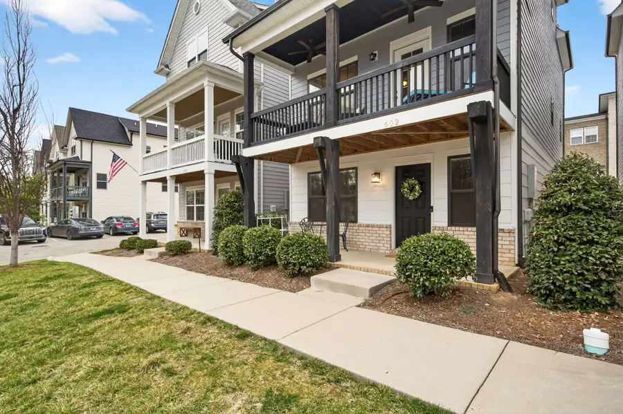602 Parkvue Place Dr, Nashville, TN 37221 - #2