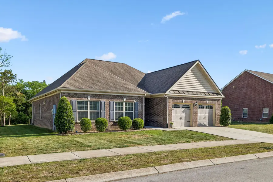 1446 Woodside Dr, Lebanon, TN 37087 - #2