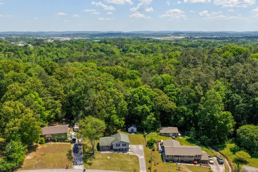 2427 Leann Cir, Chattanooga, TN 37406 - #3