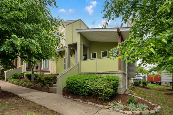 3537 Steffisburg Dr, Nashville, TN 37211