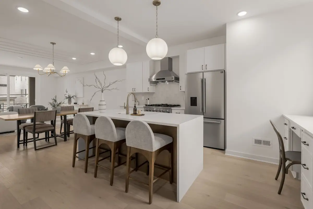 915 Cheatham Pl, Nashville, TN 37208 - #1