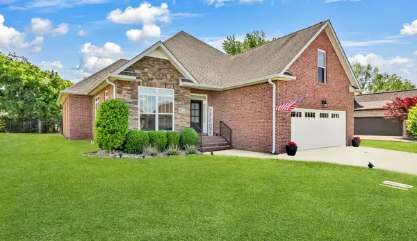253 Dorchester Cir, Clarksville, TN 37043