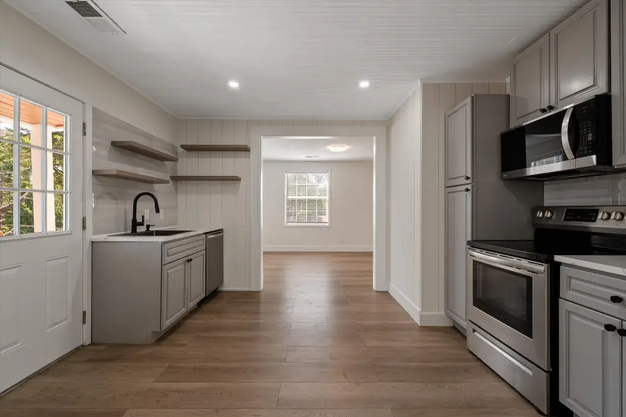 60 Lutie St, Nashville, TN 37210 - #3