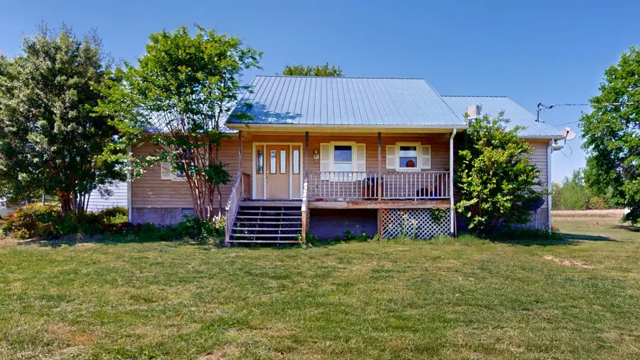 881 Coaling Rd, Charlotte, TN 37036 - #3