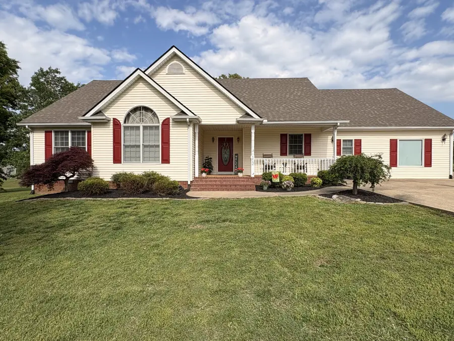 112 Stillwater Dr, Paris, TN 38242 - #2