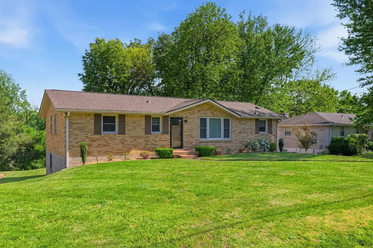 500 Mcdonald Dr, Nashville, TN 37217 - #1