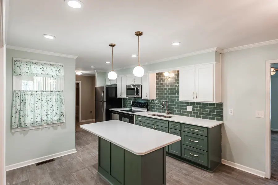 100 Hull Ln, Hendersonville, TN 37075 - #2