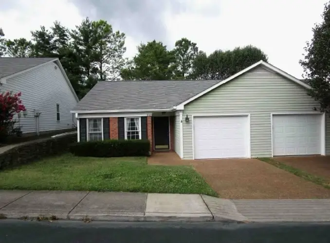 802 Marquette Dr, Nashville, TN 37205 - #1